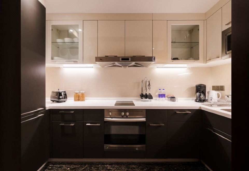 一居室亲子套房| 洗衣乾衣机|私家蒸汽浴|全功能厨房