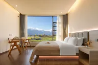 Wutong Courtyard · Villa: Bai Ethnic Aesthetics | Panoramic Cangshan View Guesthouse