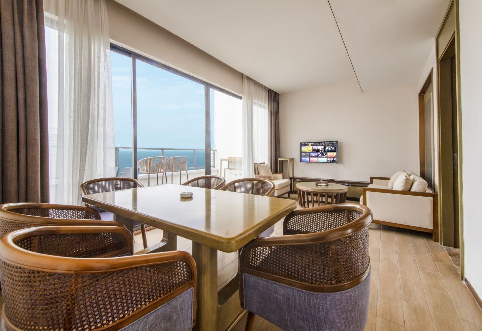 云顶楼王海景｜三房一厅家庭套房（大露台+轰趴聚会）