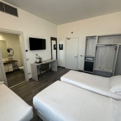 Classic Triple Room Phi Hotel Milano Promo Code