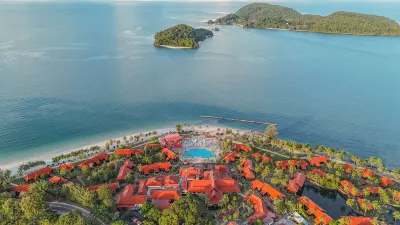 Pelangi Beach Resort & Spa, Langkawi Ξενοδοχεία στην πόλη 