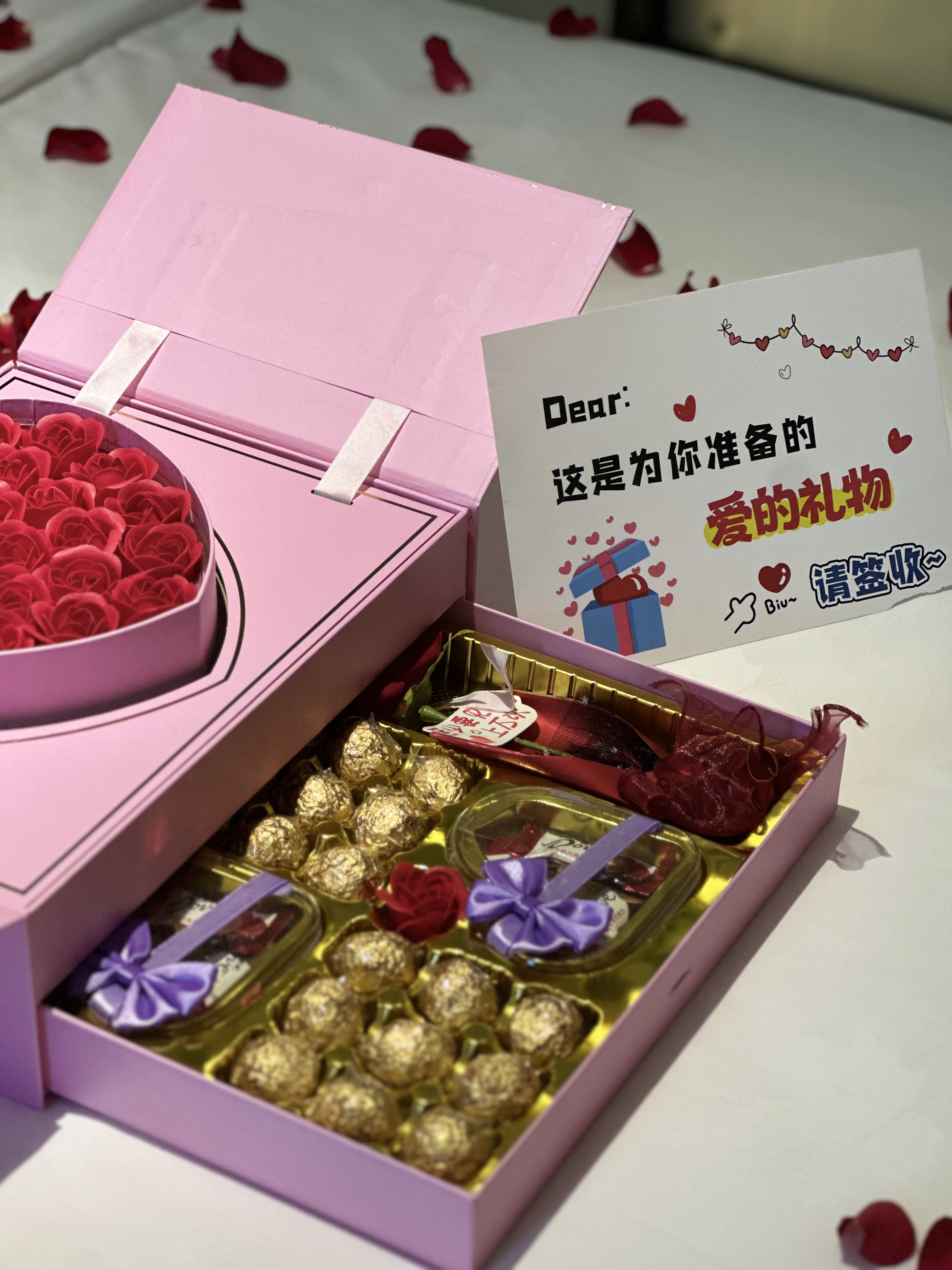 浪漫私人影咖巨幕影院房（零压床垫+片库无限观影）