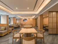 樂東華逸飯店(樂東高鐵站店) 樂東住宿飯店
