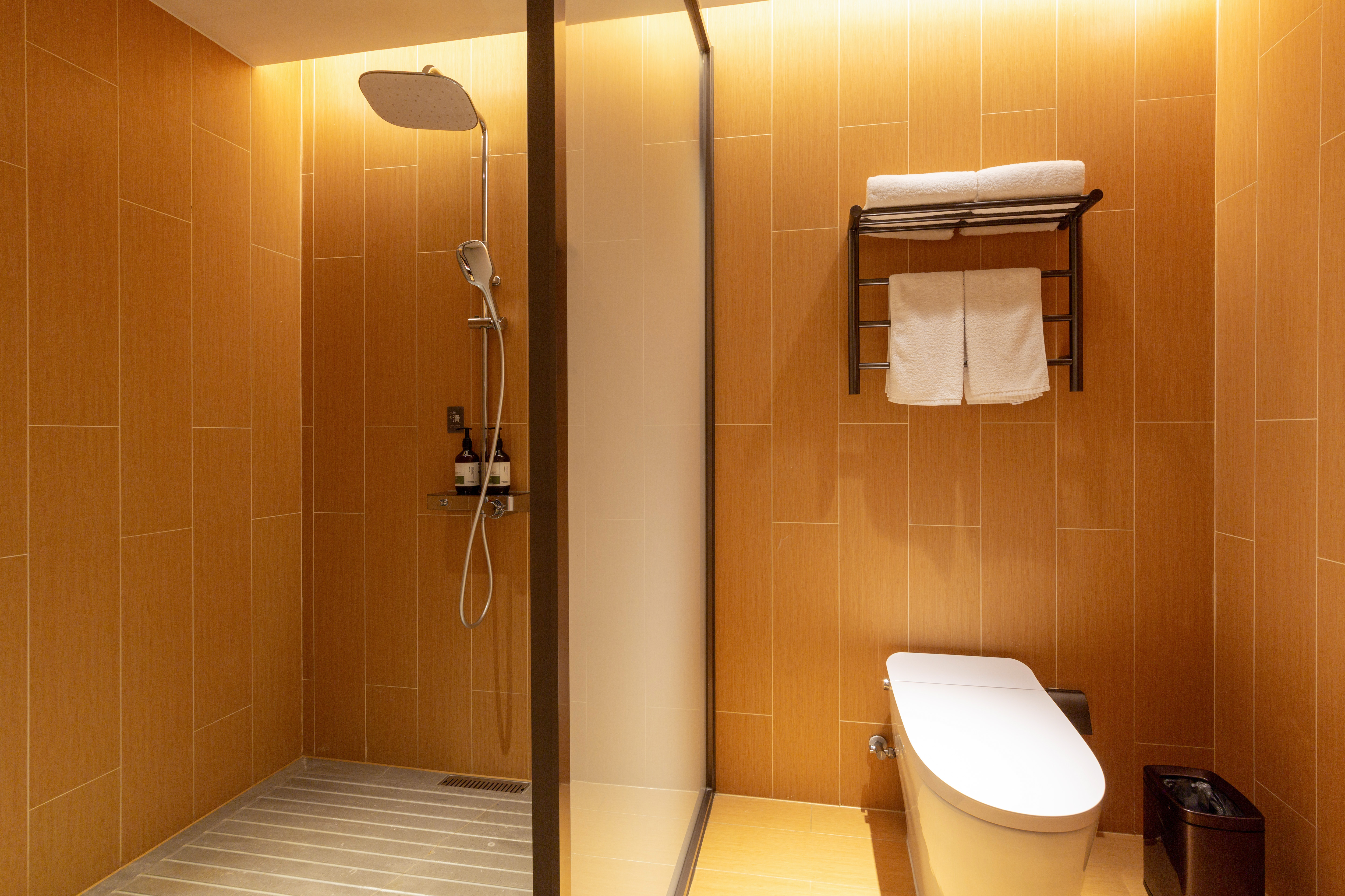 舒压豪华大床房【拾趣茶具|品茶空间|深睡记忆棉垫】