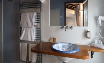 Antico Borgo Di Tabiano Castello - Relais de Charme - Housity