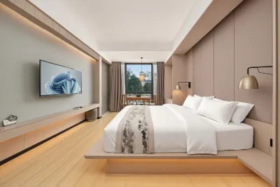 Mingyueshan Tangchi Hot Spring Hotel Hotels in 