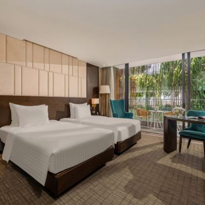 Deluxe Twin Pool View New Orient Hotel Da Nang Promo Code