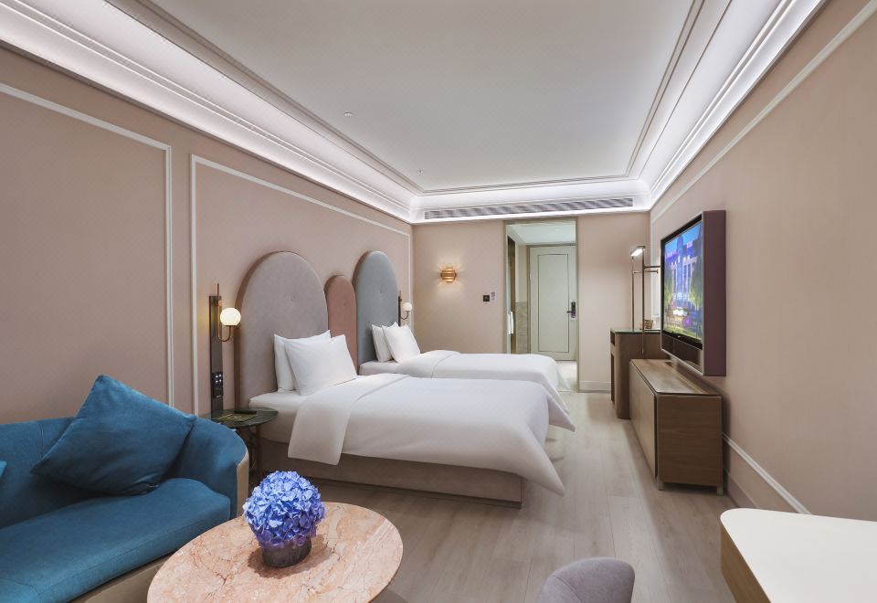 豪华双床房（金可儿床垫+浴袍+保险箱+手机投屏）