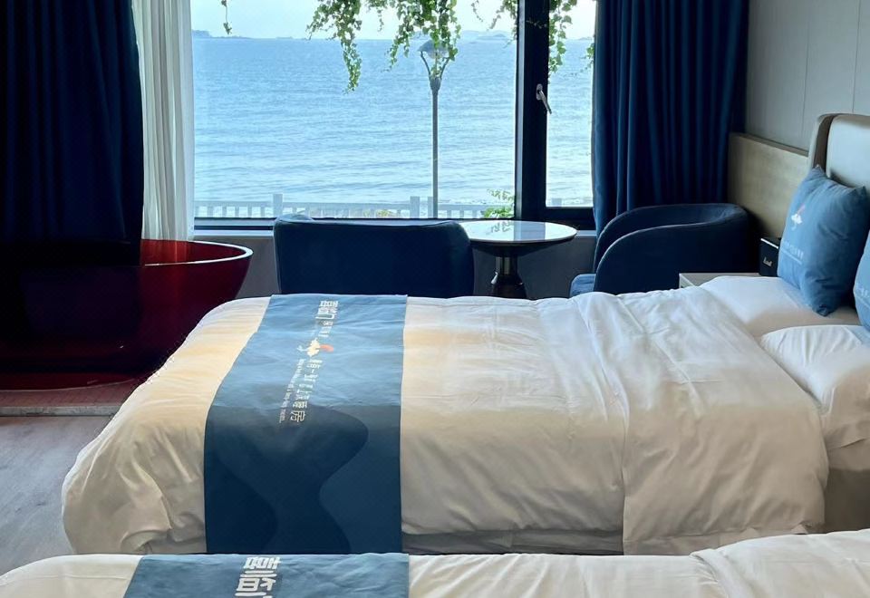 Miye Sea-view Holiday VillaGuestroom - Sea-View (2 beds)