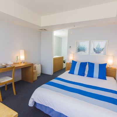 エコノミーダブル ザ・ビーチタワー沖縄 クーポン