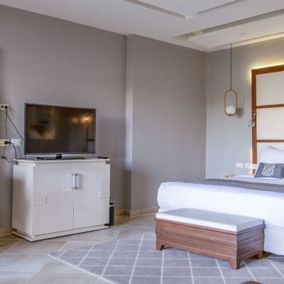 小型游泳套房 日出水晶海灣度假村優惠