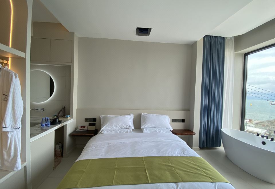 Pingtan Orange Tree Sea View HomestayFeatured Smart Room - Sea-View (Double Bed) (Bathtub)