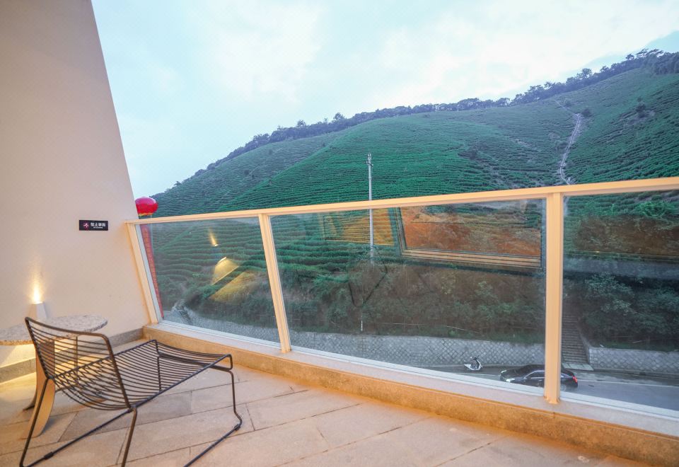 Elegant Superior Room (2 Beds)