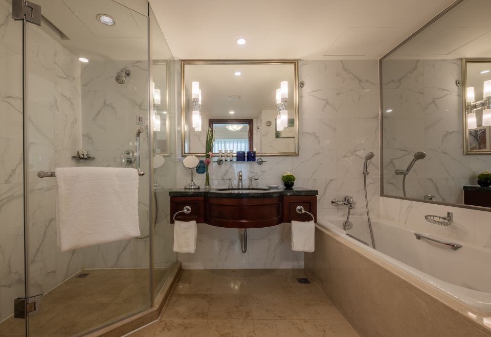 豪華城景雙床房