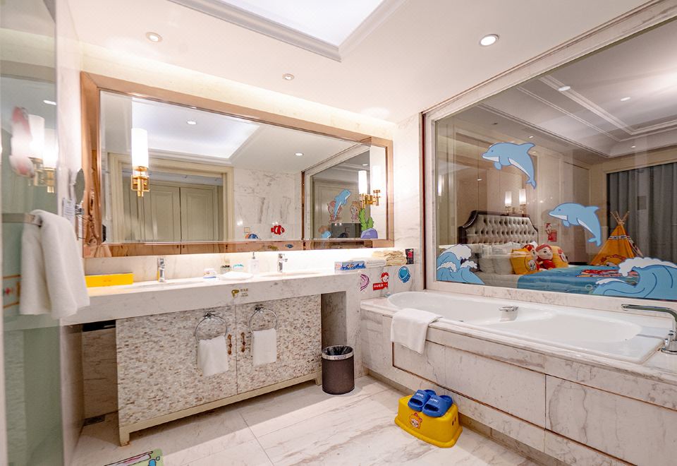 猪猪侠行政亲子房