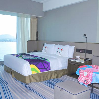 潮流藝術主題海景大床房 廈門集美海景皇冠假日飯店優惠