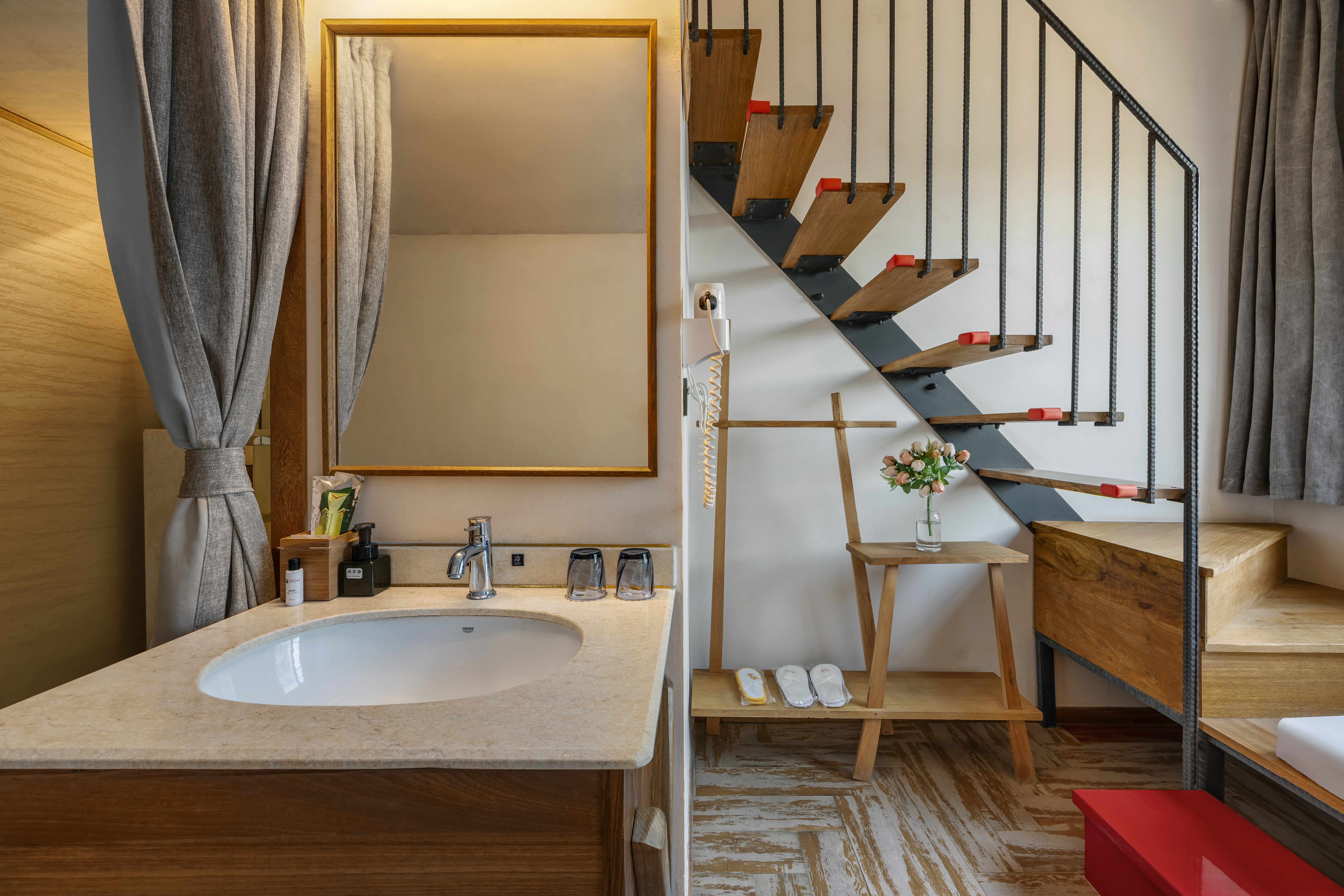 复式家庭房（2张大床）