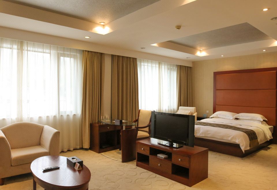 Tiantai Hot Spring ResortAnnex Building Elegant Suite