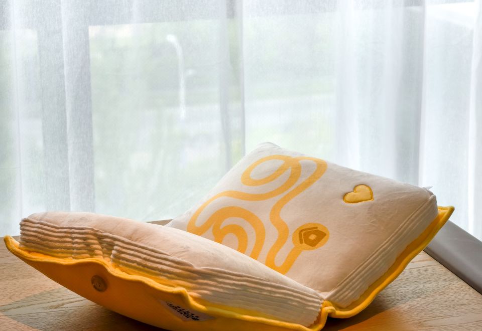 Four Points by Sheraton Xuancheng JingxianMia's Cloud Enigma