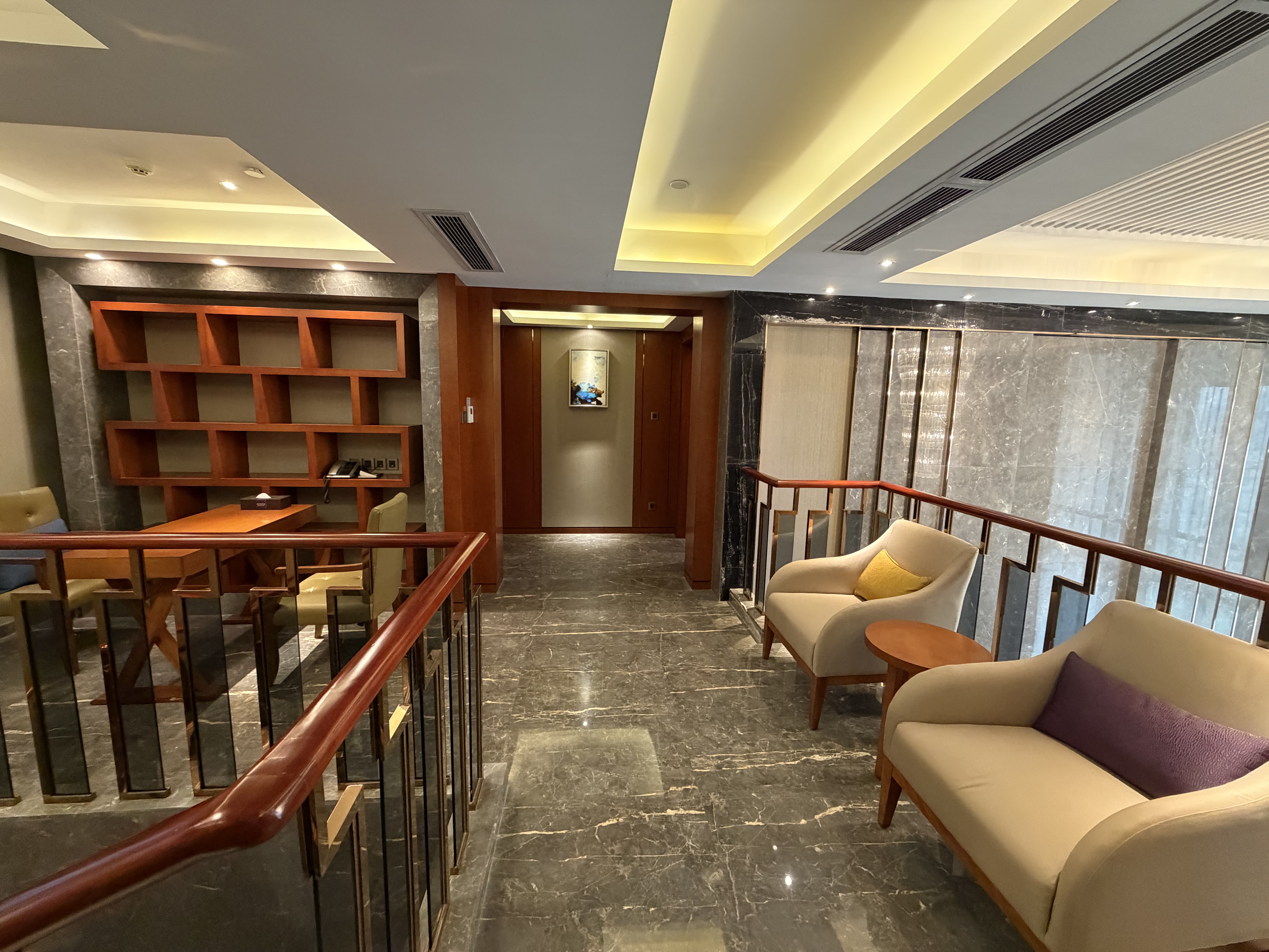 Sentosa Hotel shenzhen(Taoyuan Branch Store)Duplex Suite（Three Room）