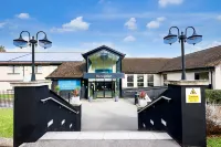 Gloucester Robinswood Hotel by Sunday