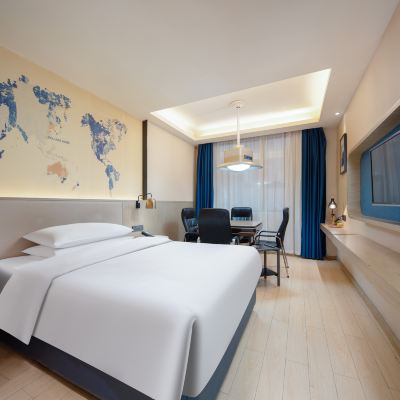 棋牌大床房 凱里亞德酒店（郴州北湖公園店）優惠