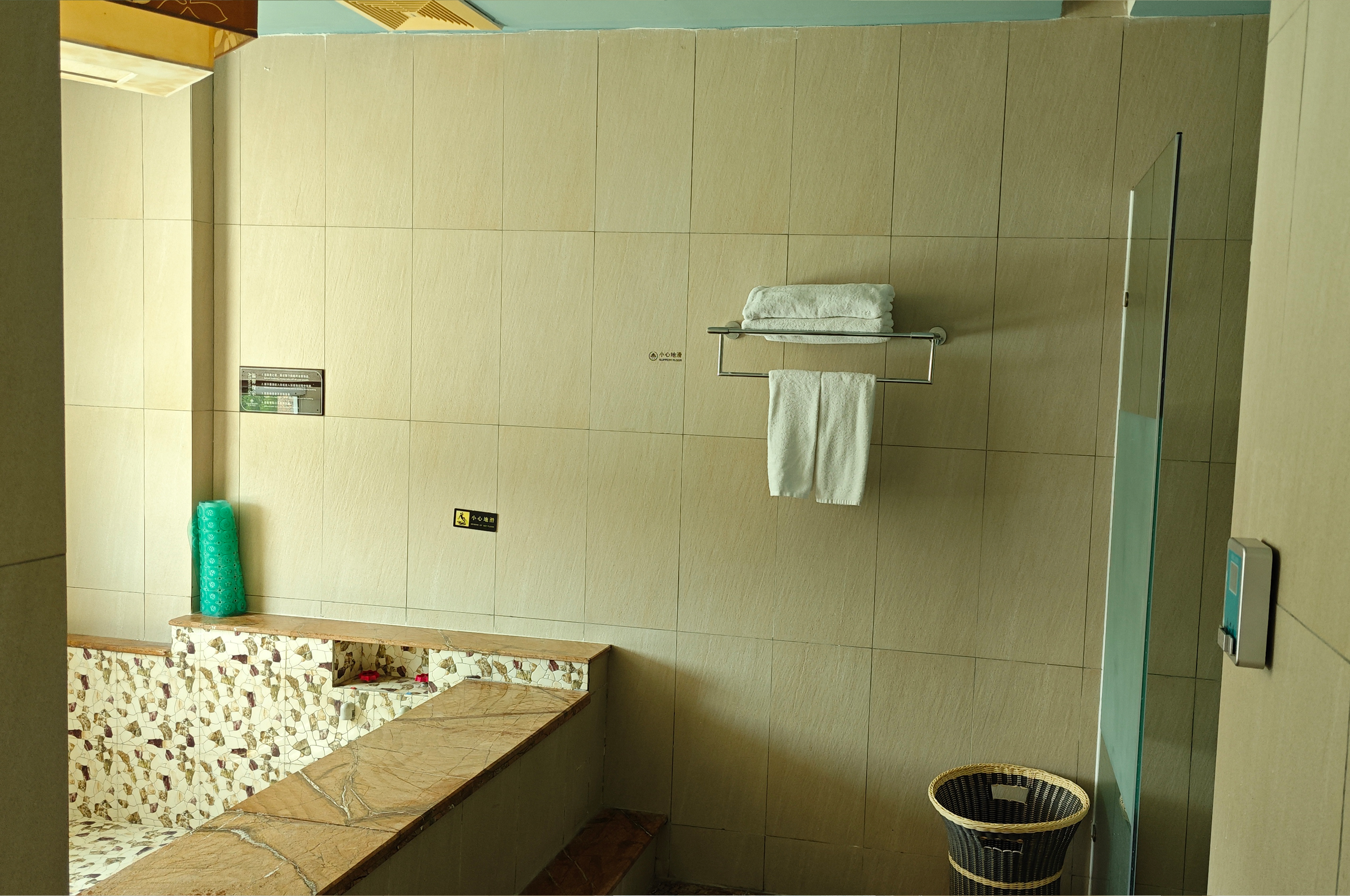 河景高级套房一房一厅|独立温泉池