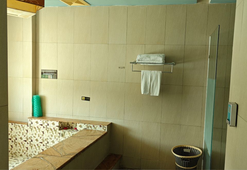 河景高级套房一房一厅|独立温泉池