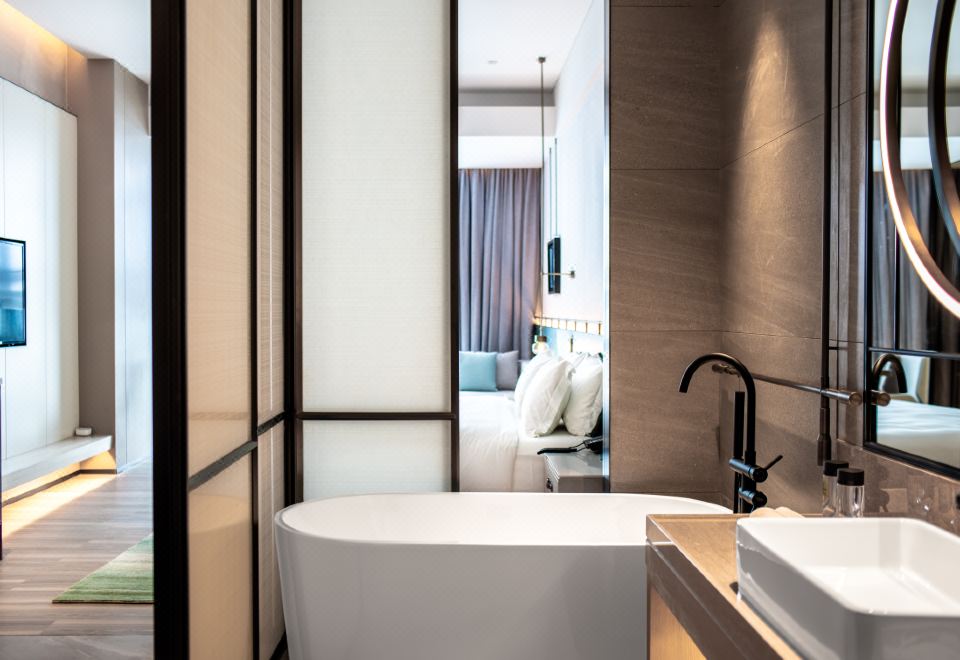 Investon Hotel Shenzhen LonghuaForest Oxygen Bar Double Bed Room