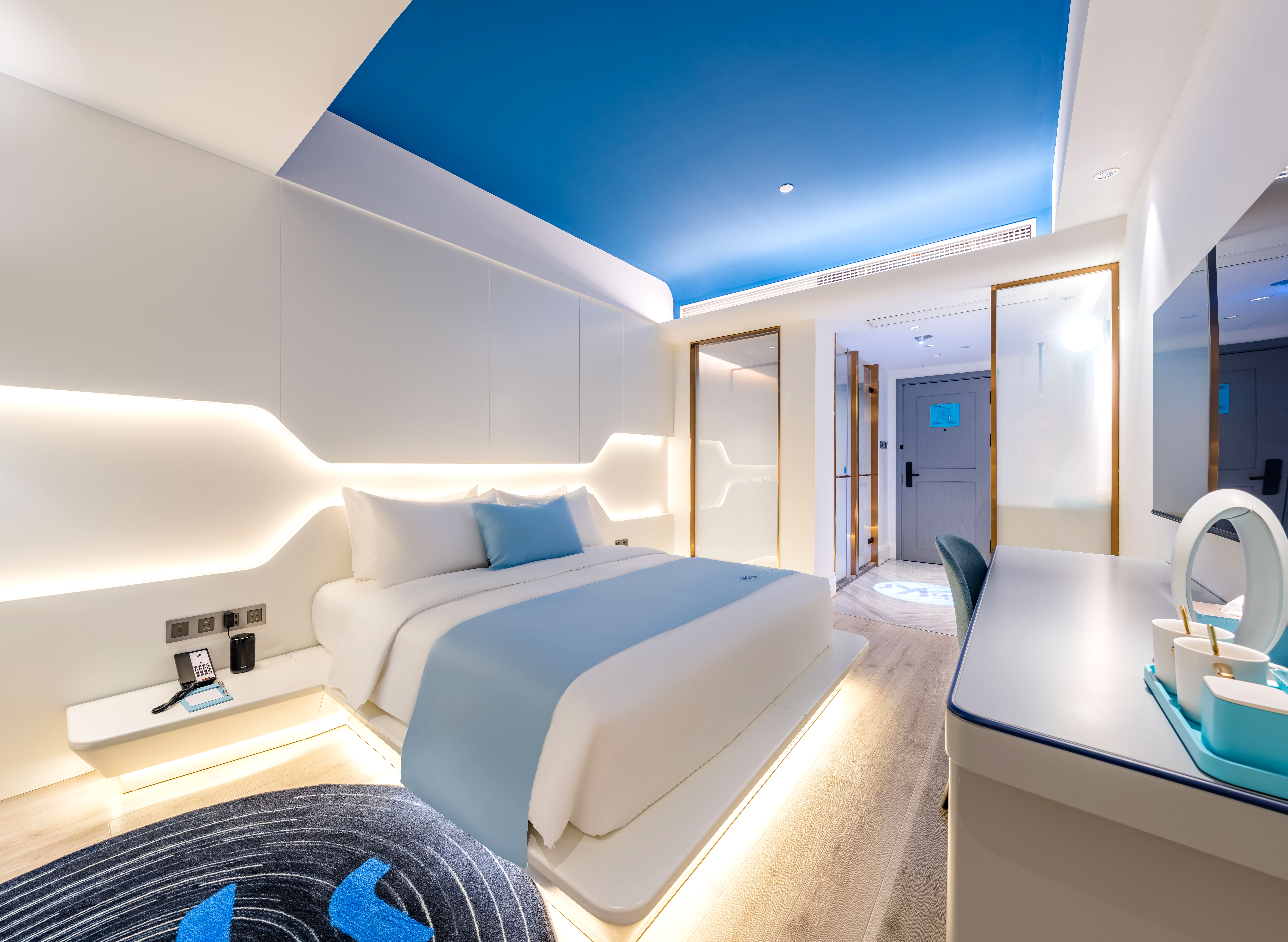 特色主题房（特色风格+金可儿睡眠床垫+全屋智控+冰箱）