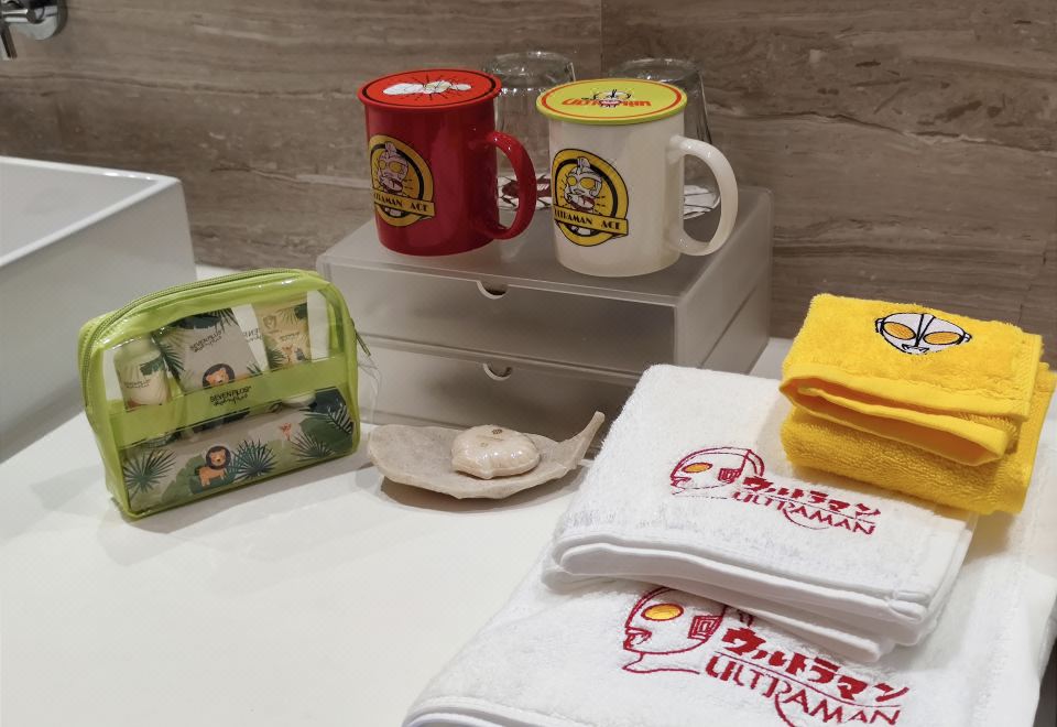 奥特曼主题LOFT套房（观景阳台+浴缸+帐篷）