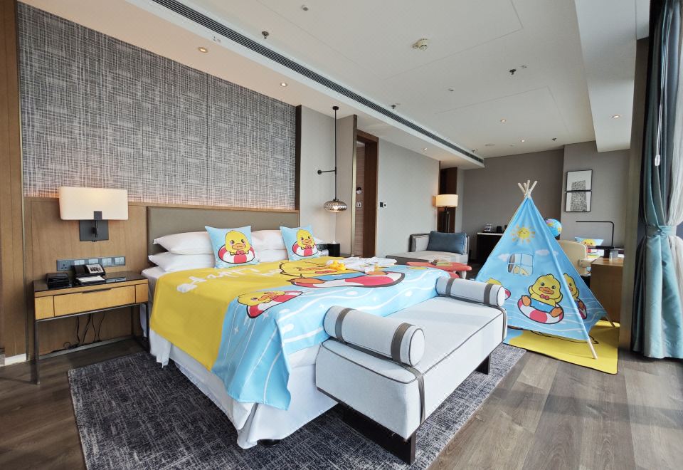 Sheraton Hotel KaifengStudio Children's Themed Suite