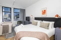 Zeeland Pier Aparthotel by Totalstay Hotels in 