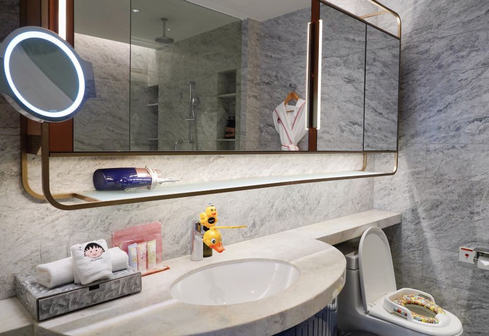 Ascott Raffles City ChongqingChibi Maruko-chan Theme Suite(One-Bedroom Deluxe )
