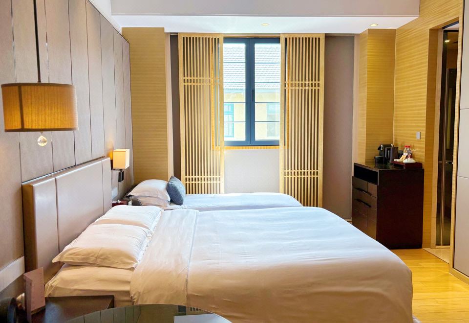 Cheery Canal Hotel HangzhouFamily Rooms
