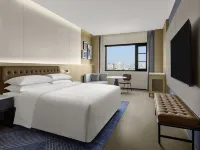 Four Points By sheraton Xi'An Bell Tower Hotels in 