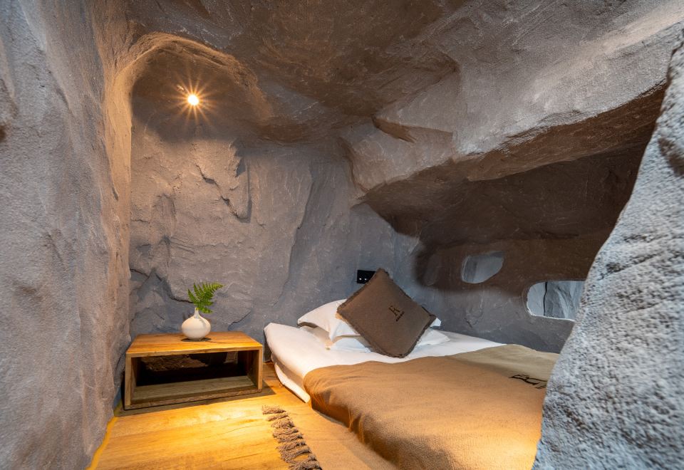 山洞野趣房【小愛智能+巖穴謐境】