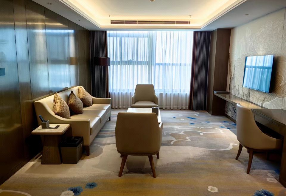 豪華尊享家庭套房（全屋空氣凈化機+全智能客控+冰箱）