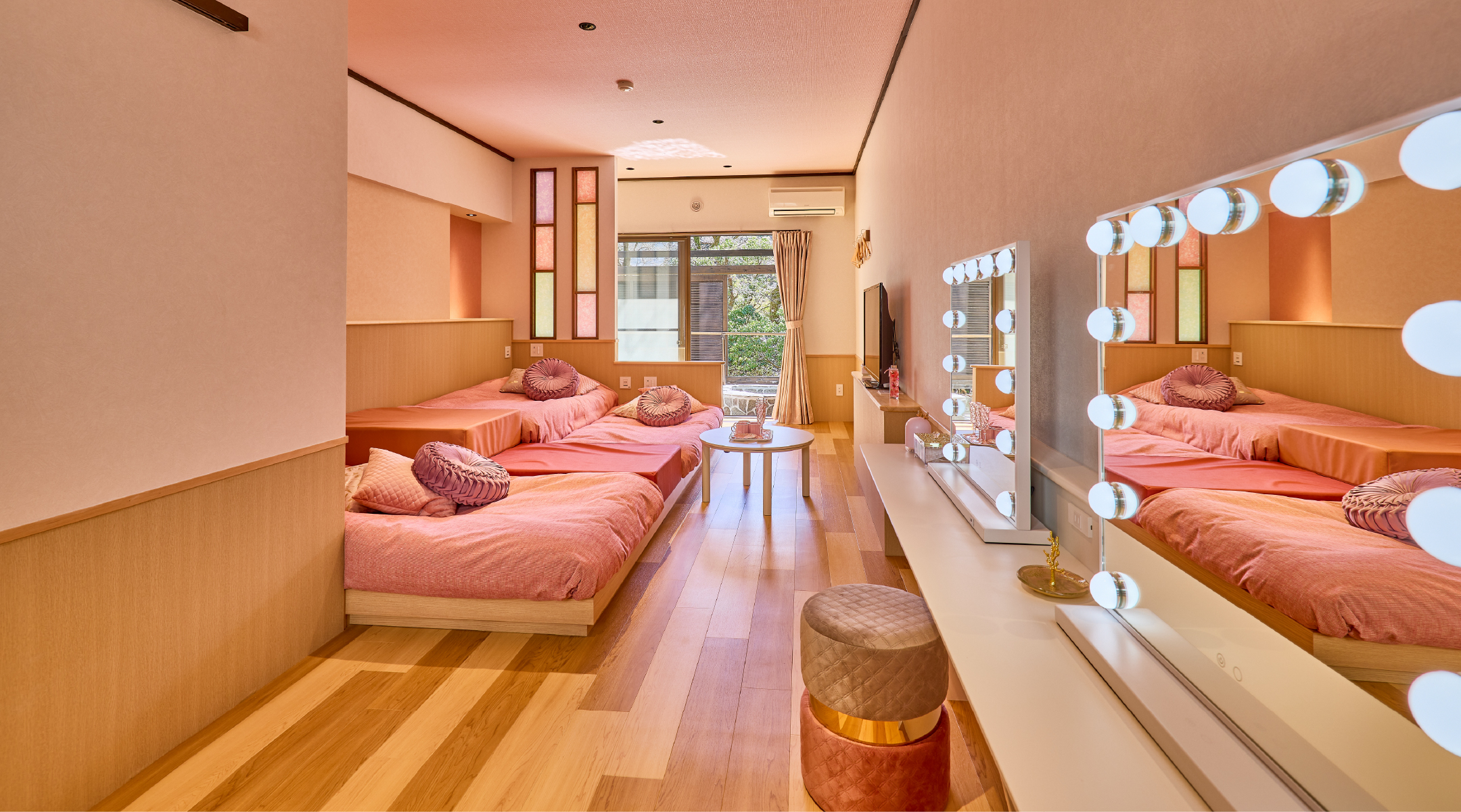 Sengokuhara Shinanoki Ichinoyu主楼一楼梦幻房（带露天浴池）