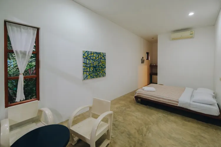 ดีลักส์วิวแม่น้ำ (ชั้นล่าง)