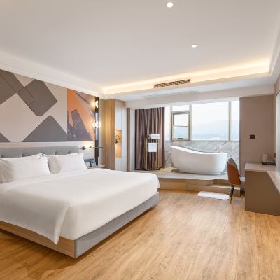 豪華觀景房【智能客控+浴缸+高層賽諾透氣枕深睡床墊】 非繁城品酒店·新會步行街店優惠