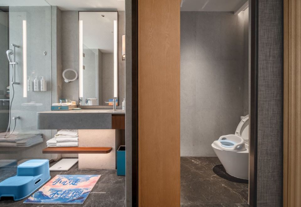 鯨游奇境海島親子主題房