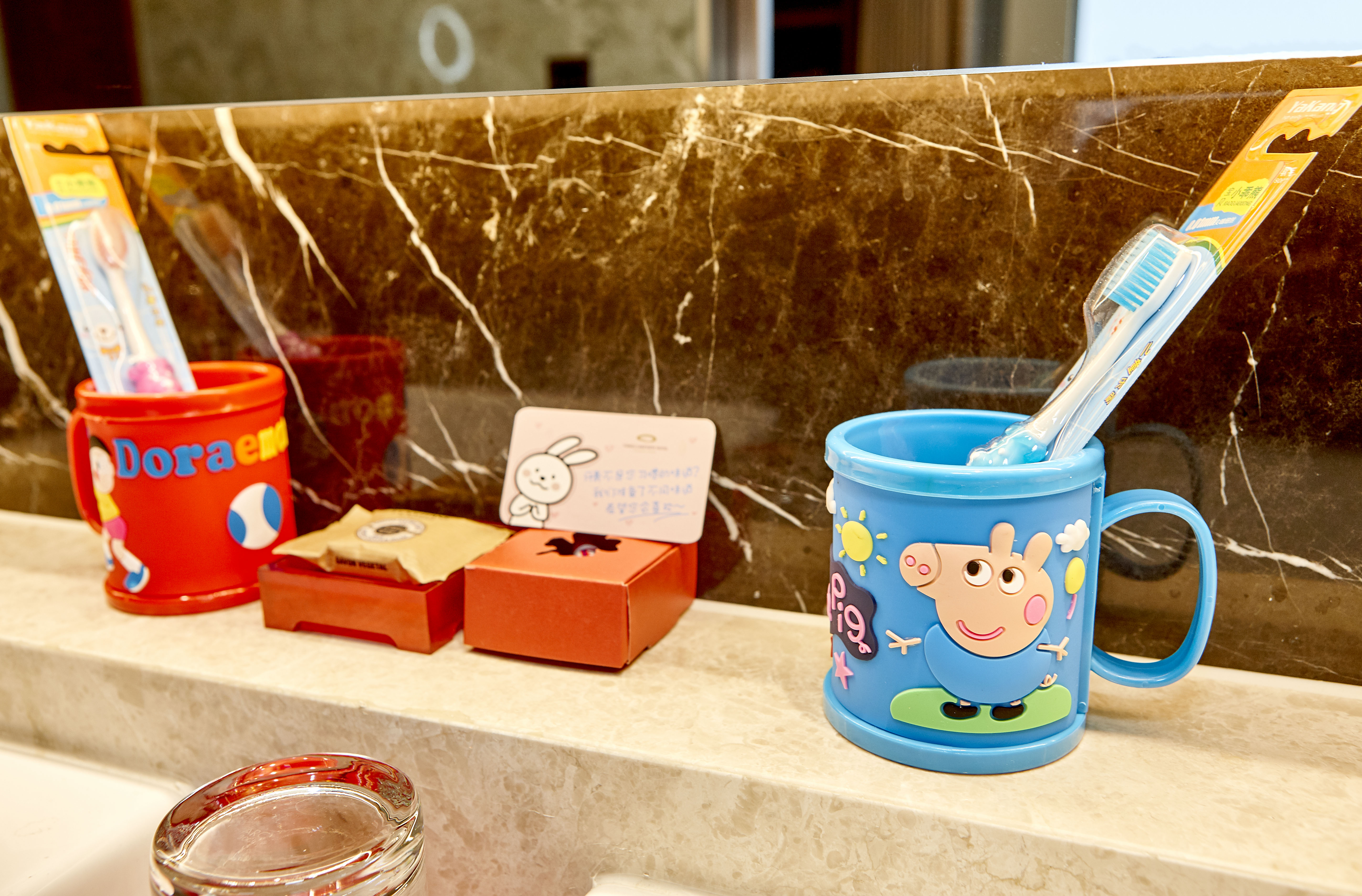 歡樂親子湖景套房