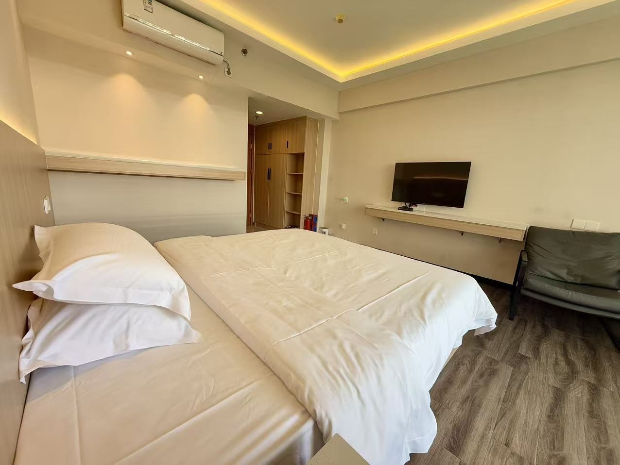 豪华露台景观大床房（独立烘乾机）