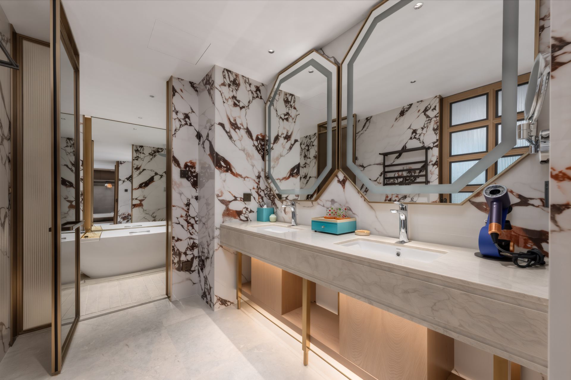 Gui Xiu Suite