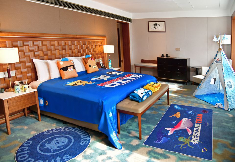 皇冠海底小縱隊親子豪華間