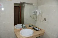 Yuejia Scenic Hotel (Jiujiang Wuning West Seabay Scenic Area)