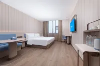 HanTing Hotel (Fuyang Yingzhou Bus Central Station)