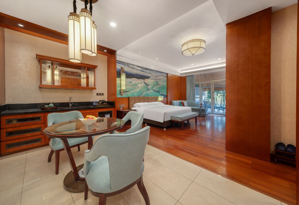 豪華温泉大床房丨湖景丨獨立泡池丨艾草+生薑葯浴包