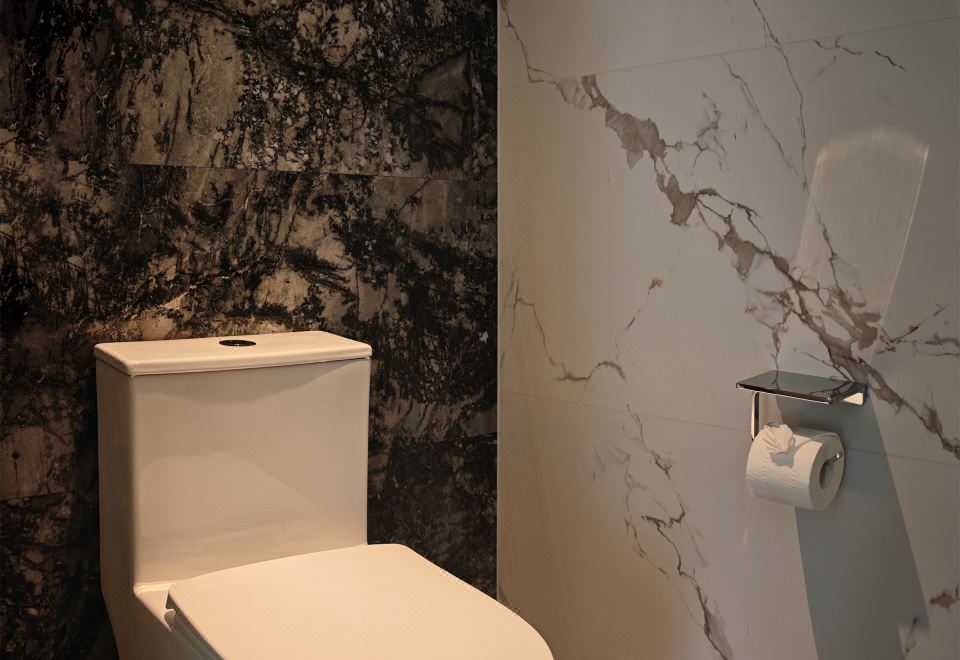 Beijing Oriental Mao HotelElegant 2-bed Room